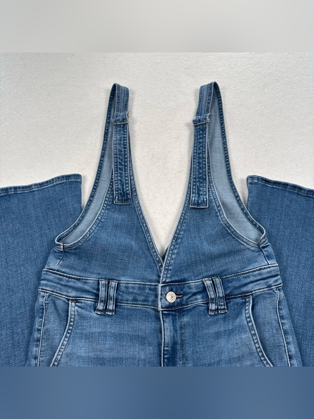 American Eagle Flare Overalls Jean Denim Women’s 10 Short Front Zip Stretch Adj - Picture 12 of 12